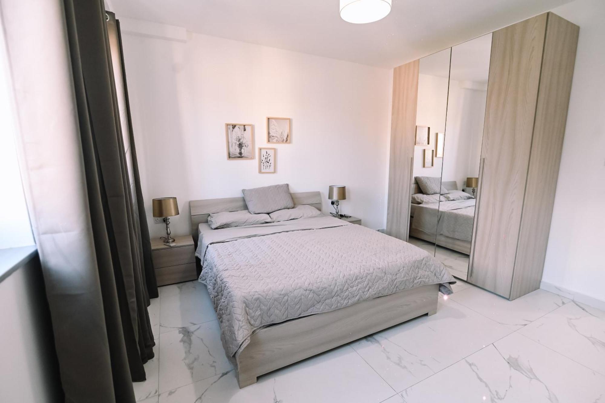 Bright 2 Bedroom Flat In Sliema! Esterno foto