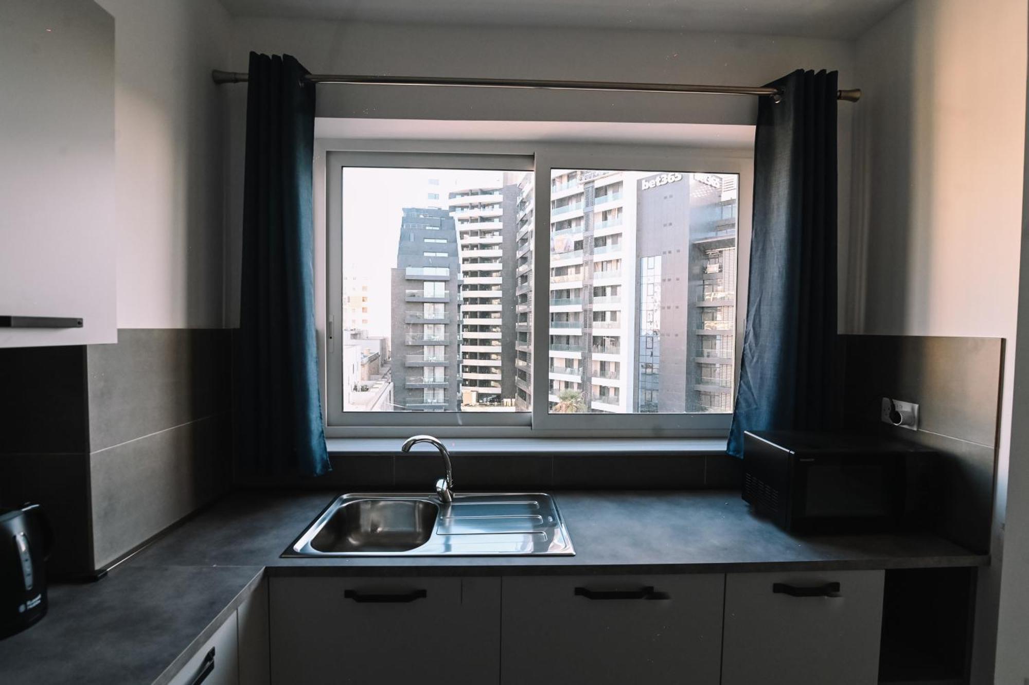 Bright 2 Bedroom Flat In Sliema! Esterno foto