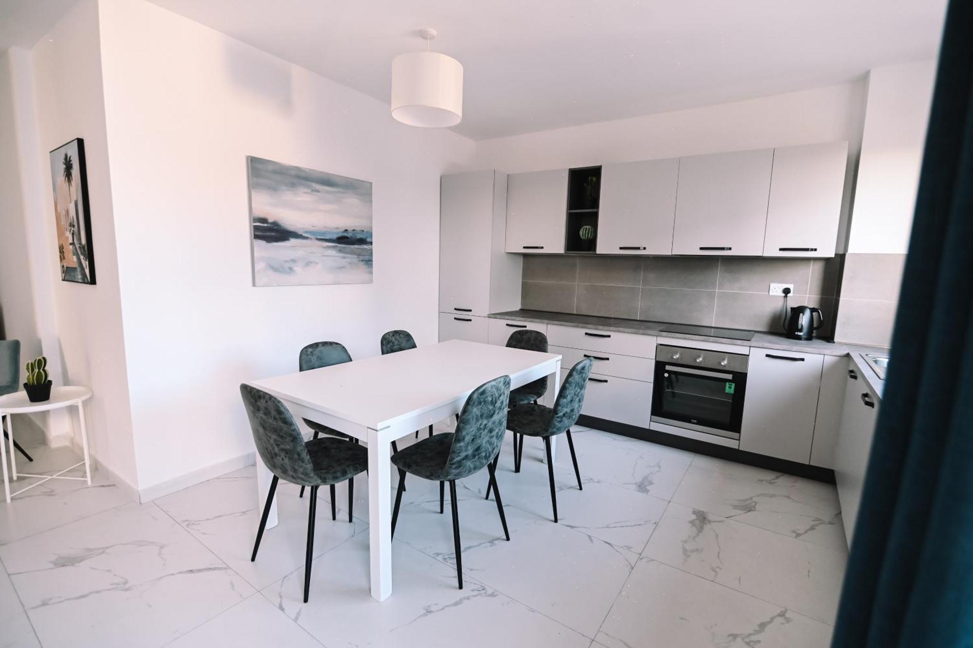 Bright 2 Bedroom Flat In Sliema! Esterno foto